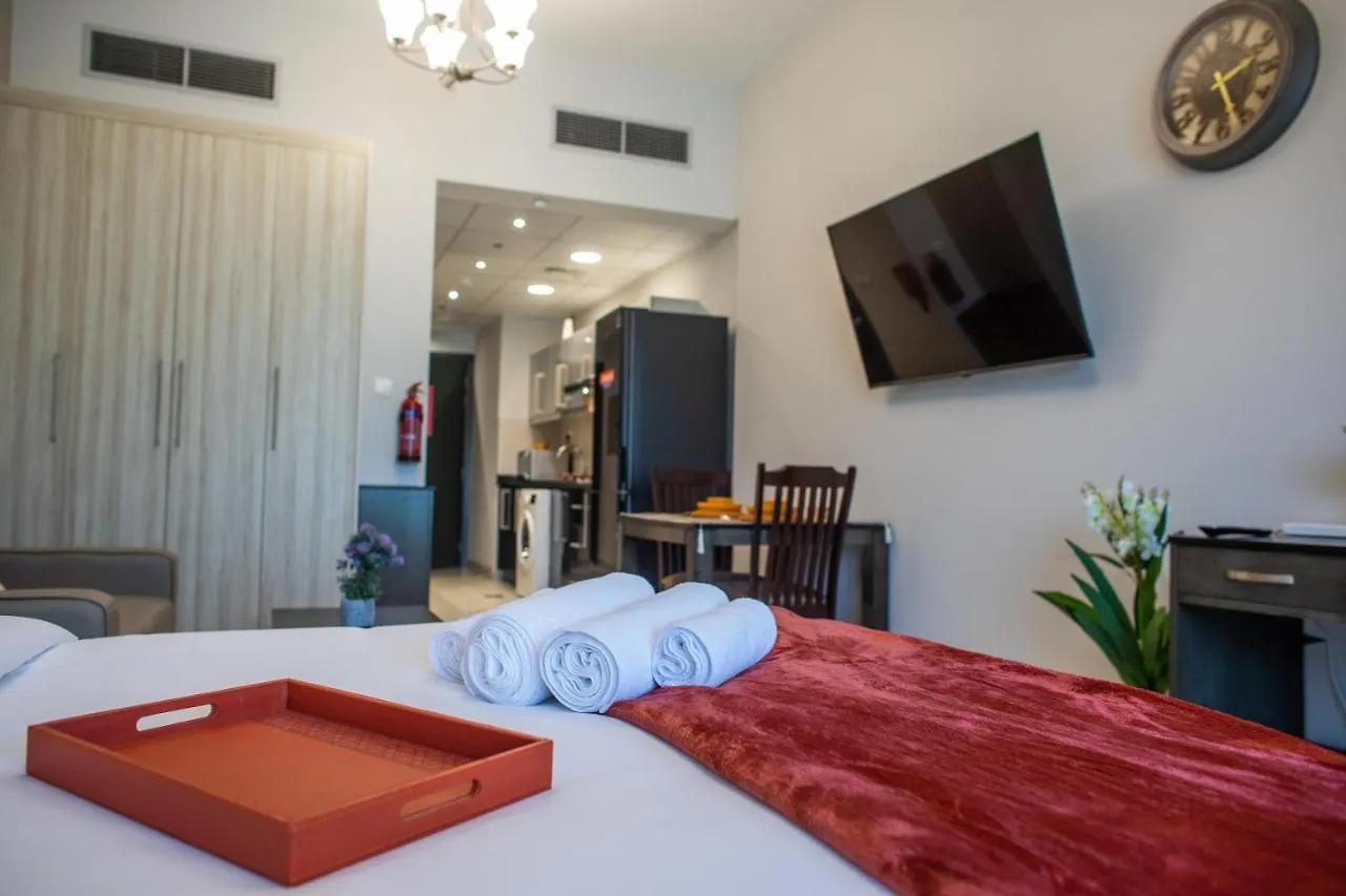 Cosy Studio With Canal Views By Orion Short Stays - 521 Monthly Offer Dubai 0*,