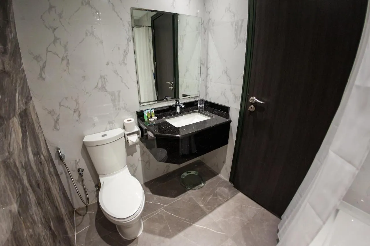 Cosy Studio With Canal Views By Orion Short Stays - 521 Monthly Offer Dubai Apartment